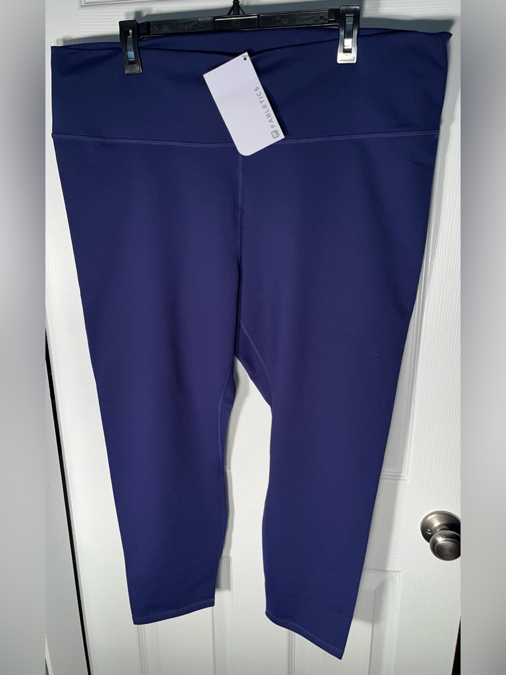 NWT Fabletics Pure Luxe Ultra High Waisted 7/8 Leggings SeaFoam 4x